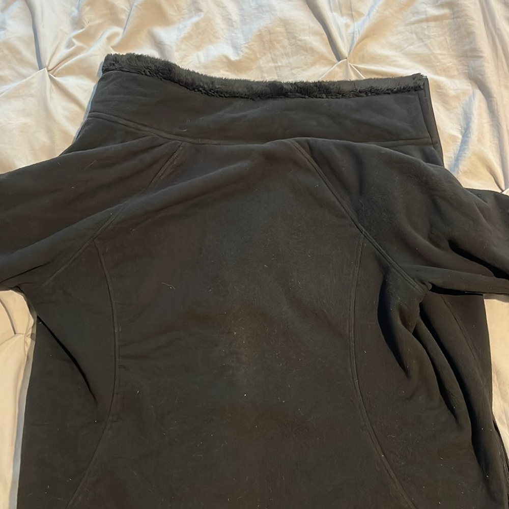 LAST CALL! The North Face fleece jacket - Picture 4 of 4